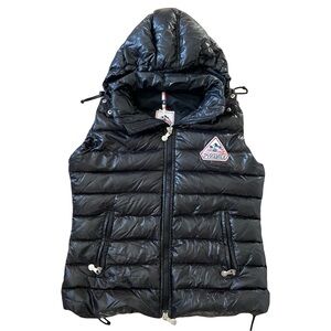 Pyrenex sleeveless down puffer jacket